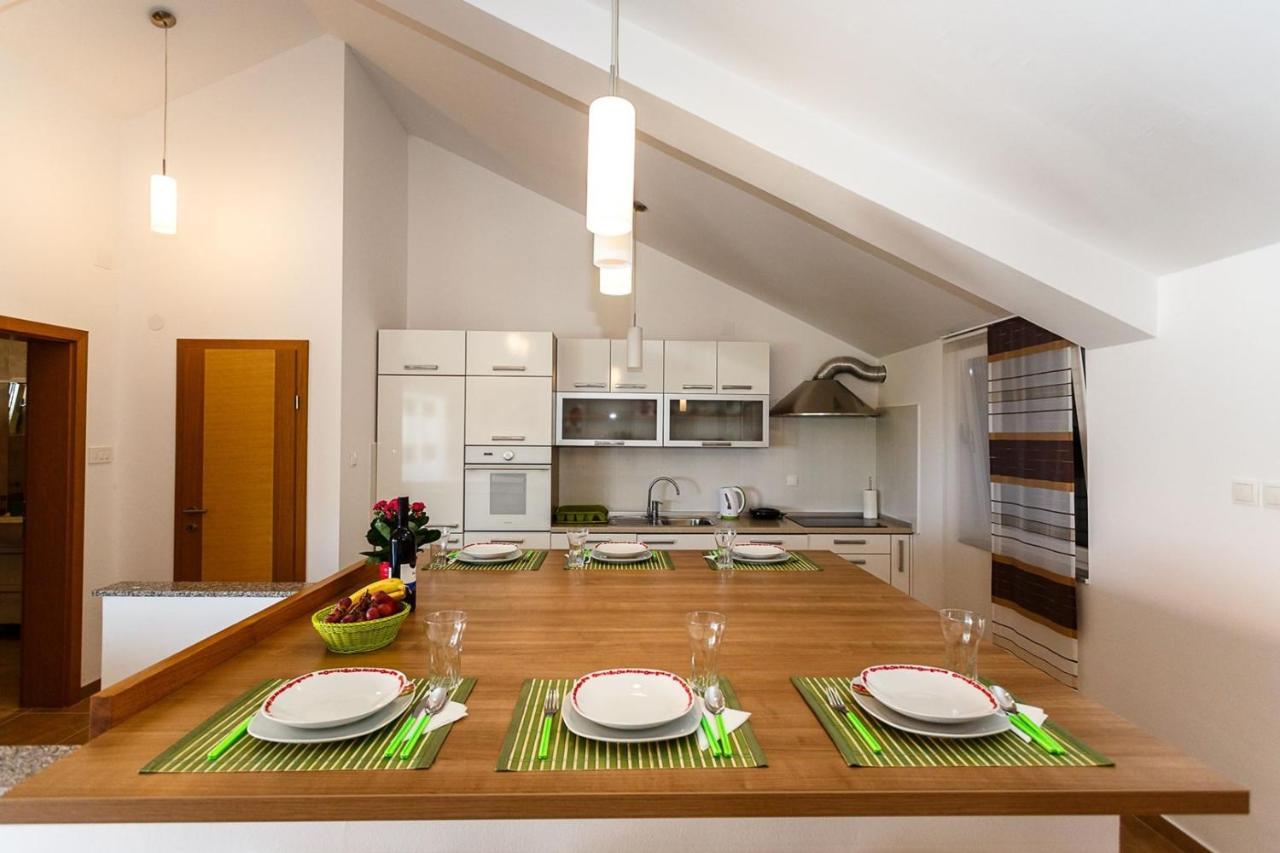 Apartment Adria 3 Malinska Luaran gambar