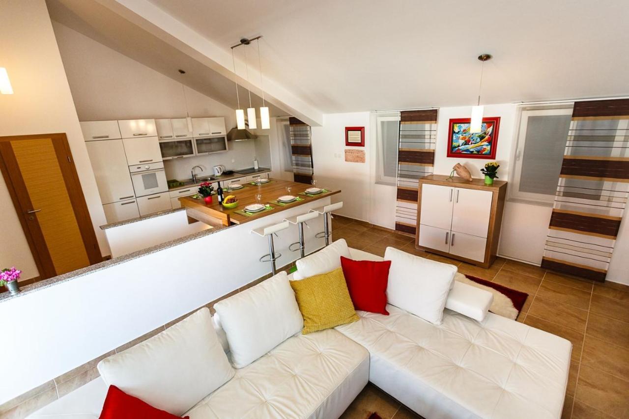 Apartment Adria 3 Malinska Luaran gambar