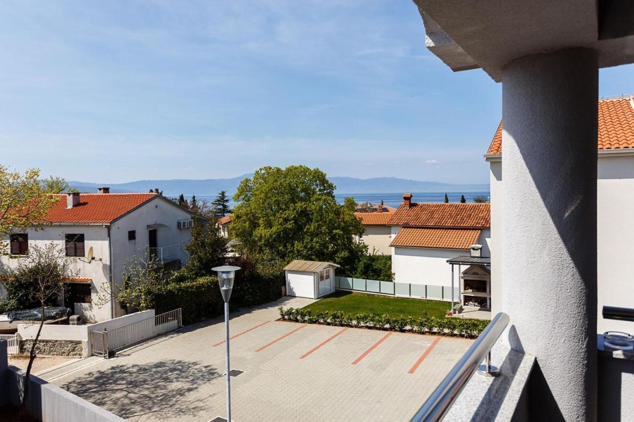 Apartment Adria 3 Malinska Luaran gambar